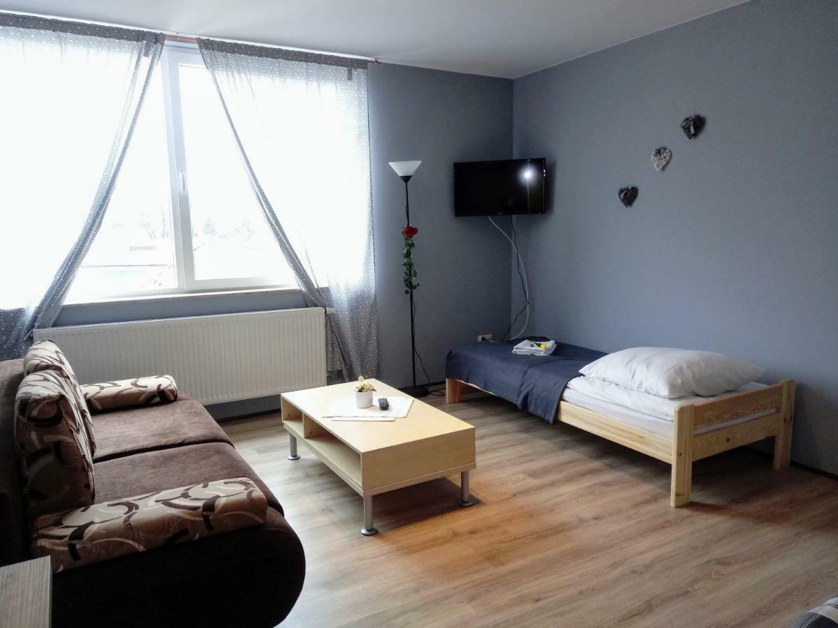 Noclegi Na Heweliusza Sanok Extérieur photo