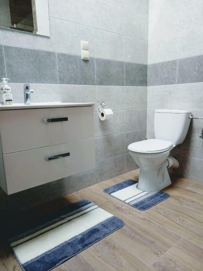 Noclegi Na Heweliusza Sanok Extérieur photo