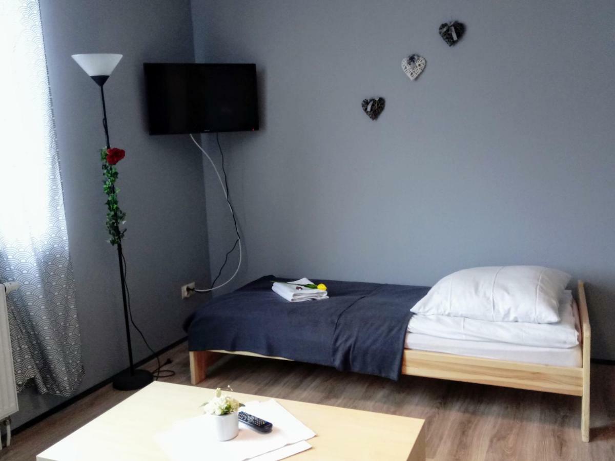 Noclegi Na Heweliusza Sanok Extérieur photo
