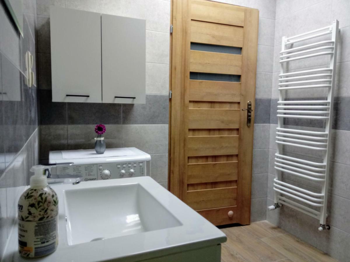 Noclegi Na Heweliusza Sanok Extérieur photo